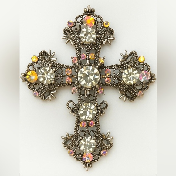 Jewelry - Vintage Style Jeweled Cross Brooch